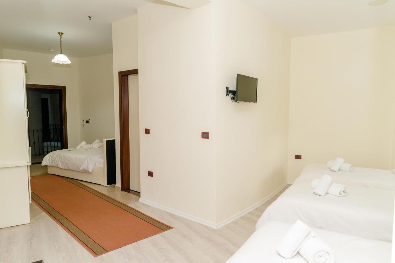 Hotel George Korce Eksteriør billede